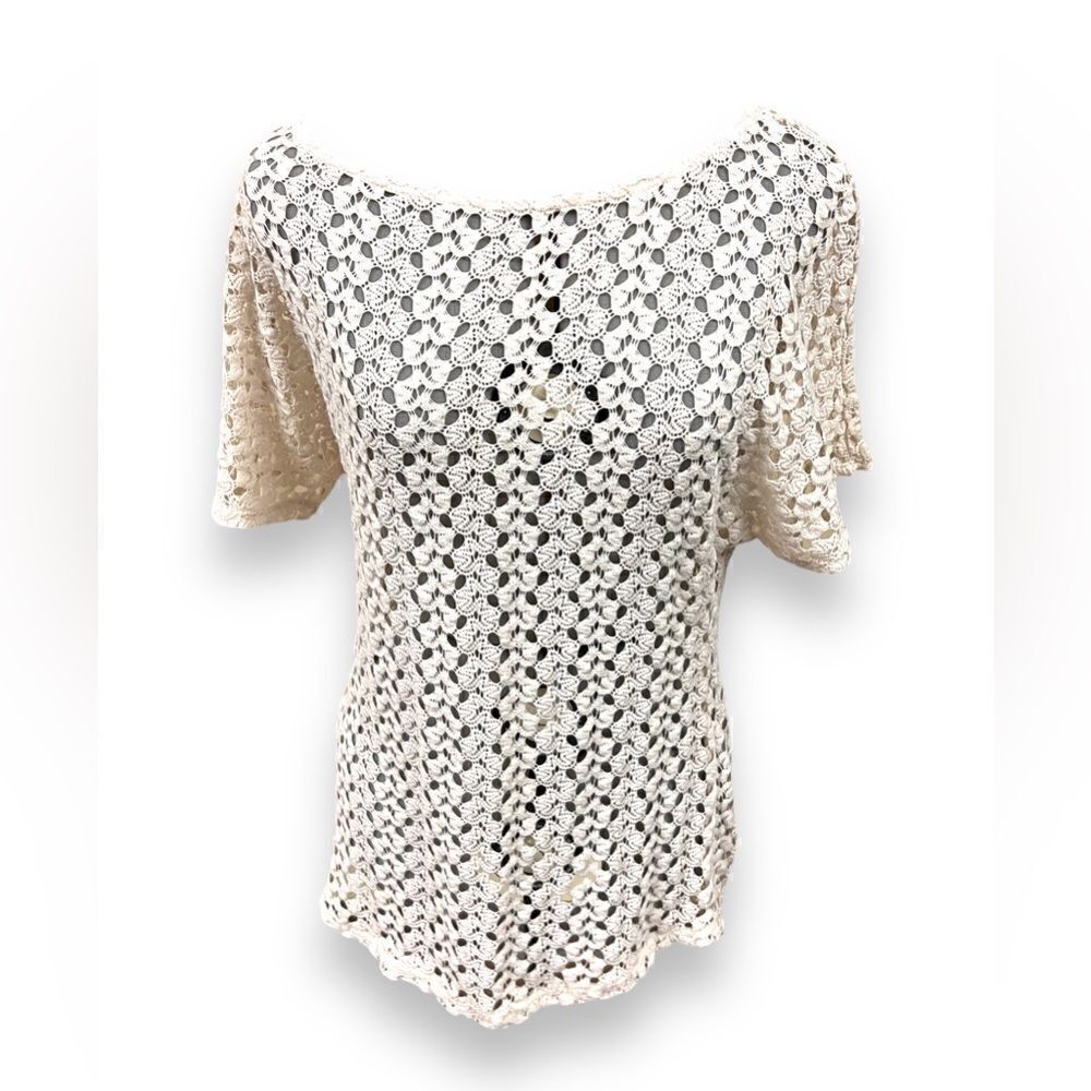 Pretty Rebellious Lace Top Women’s Medium Cream Curved Hem